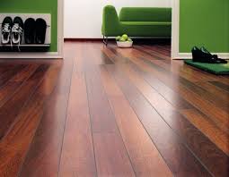 Aby Sa Plavajuca Podlaha Leskla Na Umyvanie Plavajucej Podlahy V Dome Ci Byte Pouzite Ocot A Esencialny Olej Na 3 Litre Vody Pridajte Babske Rady Ciste