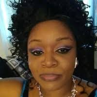 Lisa Holloman's Instagram, Twitter & Facebook