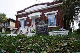 At jacksonville eye care, we are optometrists that take pride in providing each patient with exceptional vision care. Optometrist Near Me Hours Location For My Eye Doctor Five Points Florida