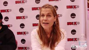 voiceover watching john with the machine, it was suddenly so clear. Linda Hamilton Interview At Fan Expo 2013 Youtube