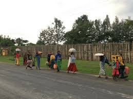 Según la conapo (consejo nacional de población) en términos sociales humanos, una migración es el desplazamiento de personas desde su lugar de residencia habitual. Tipos De Migracion Humana En El Mundo Y Sus Causas