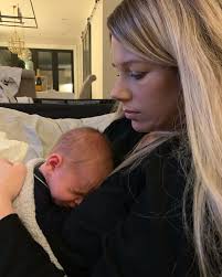 What did Oak, Ledge and I do to deserve you?! We are beyond lucky and  grateful to be able to celebrate the best Mom we know! Hope you have the  happiest birthday