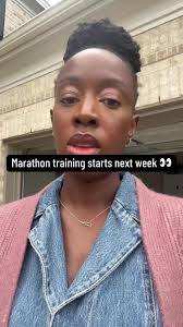 Marathon training kicks off next week and I’m in plan-picking panic mode.  👟 I’m eyeing Hal Higdon, but I want to hear from you, what training plan  has helped you stay consistent and strong? Drop it in ...