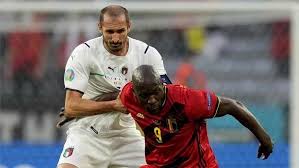 وذكرت وسائل إعلام كندية، ليل. Ù„ÙˆÙƒØ§ÙƒÙˆ ÙŠØ±Ø¯ Ø¹Ù„Ù‰ Ø§Ù„Ø®Ø±ÙˆØ¬ Ù…Ù† Ø¬ÙŠØ¨ ÙƒÙŠÙ„ÙŠÙ†ÙŠ Ø¨Ø¹Ø¯ ÙÙˆØ² Ø¥ÙŠØ·Ø§Ù„ÙŠØ§ Ø¨Ø§Ù„ÙŠÙˆØ±Ùˆ ØªØ±Ù†Ø¯ Ø§Ù„Ø¹Ø±Ø¨