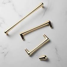 Una colección mas que completa de tiradores para muebles en el catálogo de herrajes sabalo. Compre Tiradores Y Tiradores Para Muebles De Cajon De Metal Bano Pulido Dorado Armario De Cocina Armario Aparador Manejar Diseno Moderno Envio Gratis A 1 97 Del Handlehand Dhgate Com