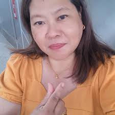 Nabigla at naluha ang nanay ni Edgar Allan Guzman nang regaluhan niya ito  ng bahay.