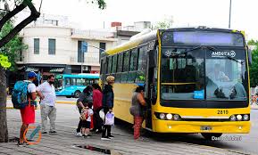 Sigue latente la amenaza de la uta para mañana. La Uta Nacional Lanzo Un Paro De Colectivos Para El Lunes Desde Las 0