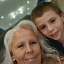 I received news that Lee McCormick passed away yesterday. Unfortunately we  had not kept in touch, but I'm sure his family will appreciate the prayers.  He made me laugh so often. |