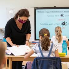 Um als qualifiziert zu gelten, muss der arbeitnehmer:. Corona Schulalltag In Bremen Was Klappt Wo Es Hakt Was Noch Kommt Buten Un Binnen