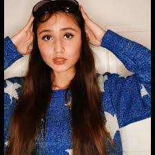 Carolina Salas's Instagram, Twitter & Facebook