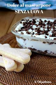 In questo periodo festivo è ideale per decorare il pandoro, una torta natalizia o un favoloso tronchetto. Pin Su Dolci