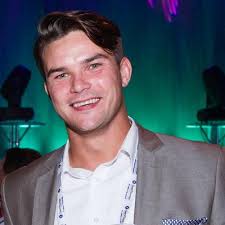 Ted McGregor (@TedMFreeman)