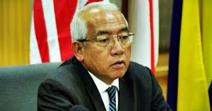 Datuk seri mahdzir khalid (pic) was a corrupt person who tried to implicate datin seri rosmah mansor in a. Biodata Datuk Seri Mahdzir Khalid Menteri Pendidikan Khalid Malaysia