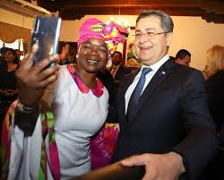 Me quedo con la parte humana que le...