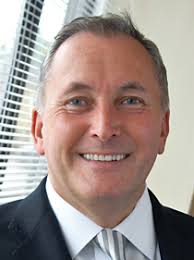 Grayling's Murphy to step down from CEO role