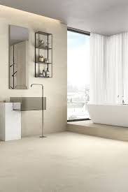 Fliesen sind nicht nur in küche und esszimmer ein pflegeleichter bodenbelag, da sie leicht zu reinigen sind und auch gerüche nicht aufgenommen werden. Warme Farben Im Badezimmer Haus Fliesen Grosse Fliesen Badezimmer Gestalten