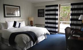The bedroom is the perfect place at home for relaxation and rejuvenation. 10 Swoon Worthy Inspiring Guest Bedroom Themes