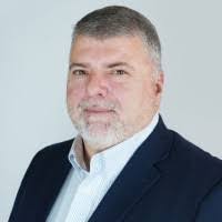 Stephen Messinger's Instagram, Twitter & Facebook