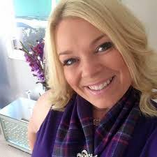 Amber Goldberg's Instagram, Twitter & Facebook