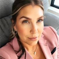 Amanda Dotson's Instagram, Twitter & Facebook