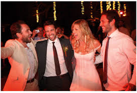 Presh Mac And Dee S Real Life Wedding Itsalwayssunny It S Always Sunny In Philadelphia Charlie Day Sunny In Philadelphia