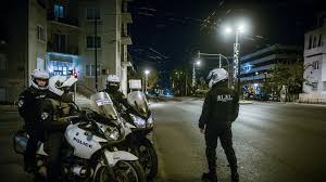 Το ξενοδοχείο αλκυονίς, βρίσκεται στο θέρετρο της νέας καλλικράτειας στη δυτική πλευρά της χερσονήσου, κασσάνδρα χαλκιδικής, με άμεση πρόσβαση στο κέντρο της πόλης. Xalkidikh Kampana 3 000 Eyrw Se Diorganwth Parti Sth Nea Kallikrateia Epta Syllhpseis