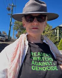 We're inviting our parliamentarians to read five important books this  summer. #SummerReadingforMPs