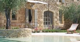 Pres D Uzes Mas En Bordure D Un Hameau Pittoresque Prestations Haut De Gamme Aigaliers Belle Maison Maison De Campagne Maison Provencale