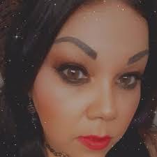 Katina Lynn's Instagram, Twitter & Facebook