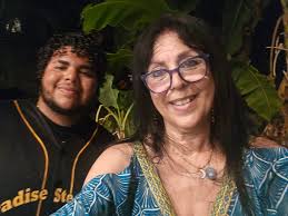 Vienen cosas buenas para Música Pa Culebra! Ya pronto les  contaremos!🥰🎵🎶🎼💪 Luis Alexander Rivera José Fabián Rosa Santos Douglas  Lang Nitza Ivonne Ayala Ayala Luis Papito Rivera Good things are coming for