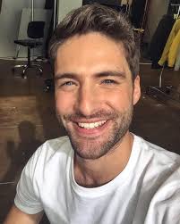 Opposite to more androgens increasing facial hair, you might hypothesize that lowering them decreases facial hair. Pin On Sexy Men
