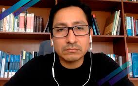 Roger Merino: Hay una captura del Estado en la que el Gobierno y sus  aliados van tumbándose instituciones con total descaro