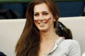 Im november 2009 haben die hochzeitsglocken geläutet, das. Thomas Muller And His Stunning Girlfriend The Professional Horse Rider Lisa Muller