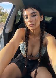 kübraÇamlıbel - Twitter Hashtag | Sotwe