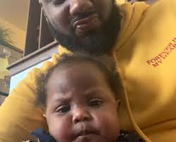 Hey y'all, it's ya girl Amber Milan aka Podcast Producer Pusssyyyyyy. I'm  snatching the phone from Savoy to share Episode 505's Bad Bitch Hall of  Fame and Zaddy of the Week. Each