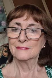 Mary Hurlburt's Instagram, Twitter & Facebook