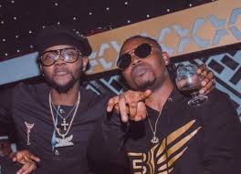Kizz daniel biography, age, songs, net worth & pictures. Download Latest Kiss Daniel Songs 2021 Kiss Daniel Mp3 Albums Videos Illuminaija