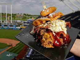 Schau dir unsere auswahl an baseball food an, um die tollsten einzigartigen oder spezialgefertigten, handgemachten stücke aus unseren shops zu finden. Ballpark Food Guide Best Weirdest Choices From All 30 Stadiums Sports Illustrated