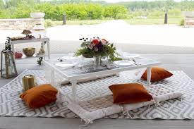 Luxury Picnic Rental In 2020 Party Rentals Pinic Table Picnic Party