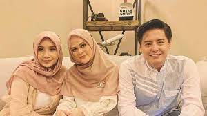 Chord Kunci Gitar Dan Lirik Lagu Kekasih Idaman Ana Uhibbuka Fillah Nagita Slavina Cut Meyriska Tribunsolo Com