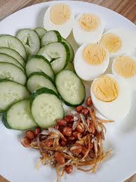 Sama seperti nasi uduk, nasi lemak juga menggunakan santan. Cara Untuk Membuat Nasi Lemak Menggunakan Santan Kotak Rasa Tetap Padu Beb Dengan Sambal Yang Memang Enak My Resepi