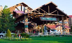 The condos sleep up to 16 guests and feature full kitchens. Great Wolf Lodge Wisconsin Dells Wisconsin Dells Great Wolf Lodge Groupon Getaways