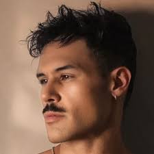 Swap your burger bun for a PIZZA at Meatzilla in Los Angeles! 🤤🍕