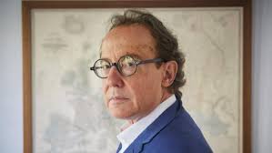 Mark Lilla: «Me asombra lo identitario, justo cuando la gente es más  parecida que nunca»