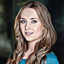 Heartland amy & ty just reached 2,000 likes this morning, thank you to all the amazing people that follow this page!!! Amber Marshall Amy Fleming Fanpage Amyflemingspage Twitter