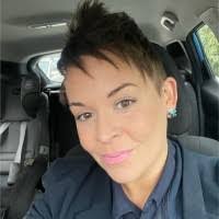 Roxanne Pettit's Instagram, Twitter & Facebook