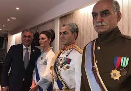 ‫نخست‌وزیر رضاشاه دلال زمین برای ...‬‎