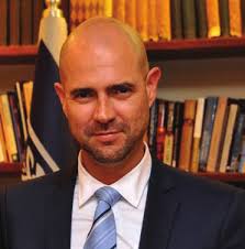 All in The Family for Rabbi Perlman