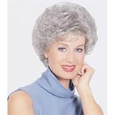 Hair trends for older women in 2025