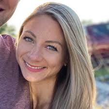 Jenn Malone (@jemalone11)